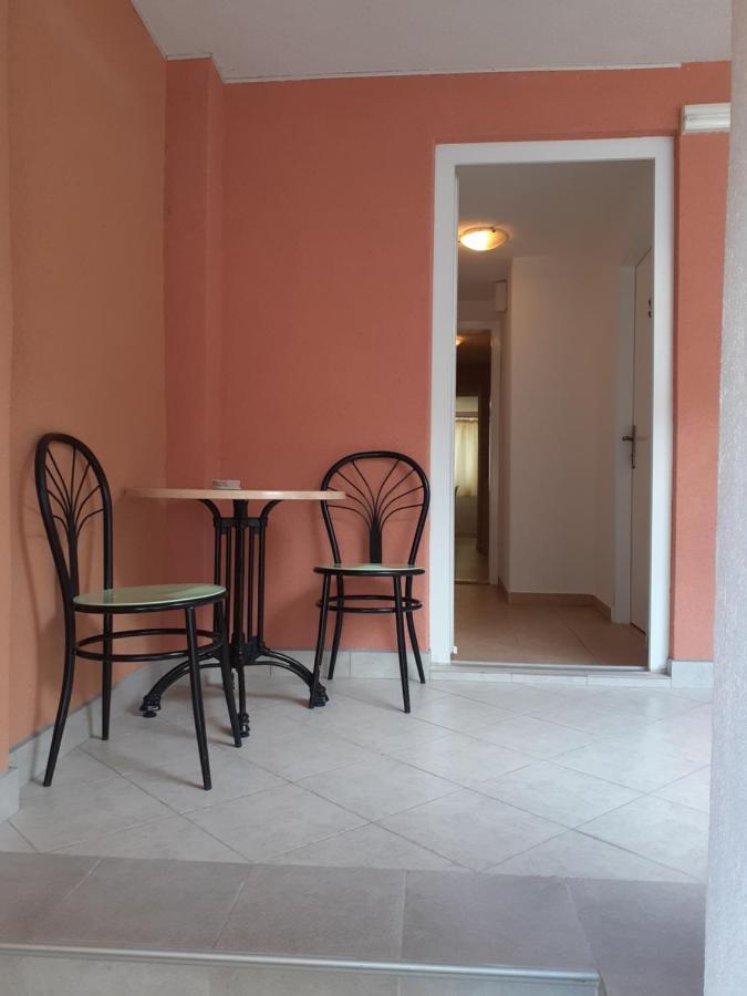 Apartmani Patrick Baška Voda Kültér fotó